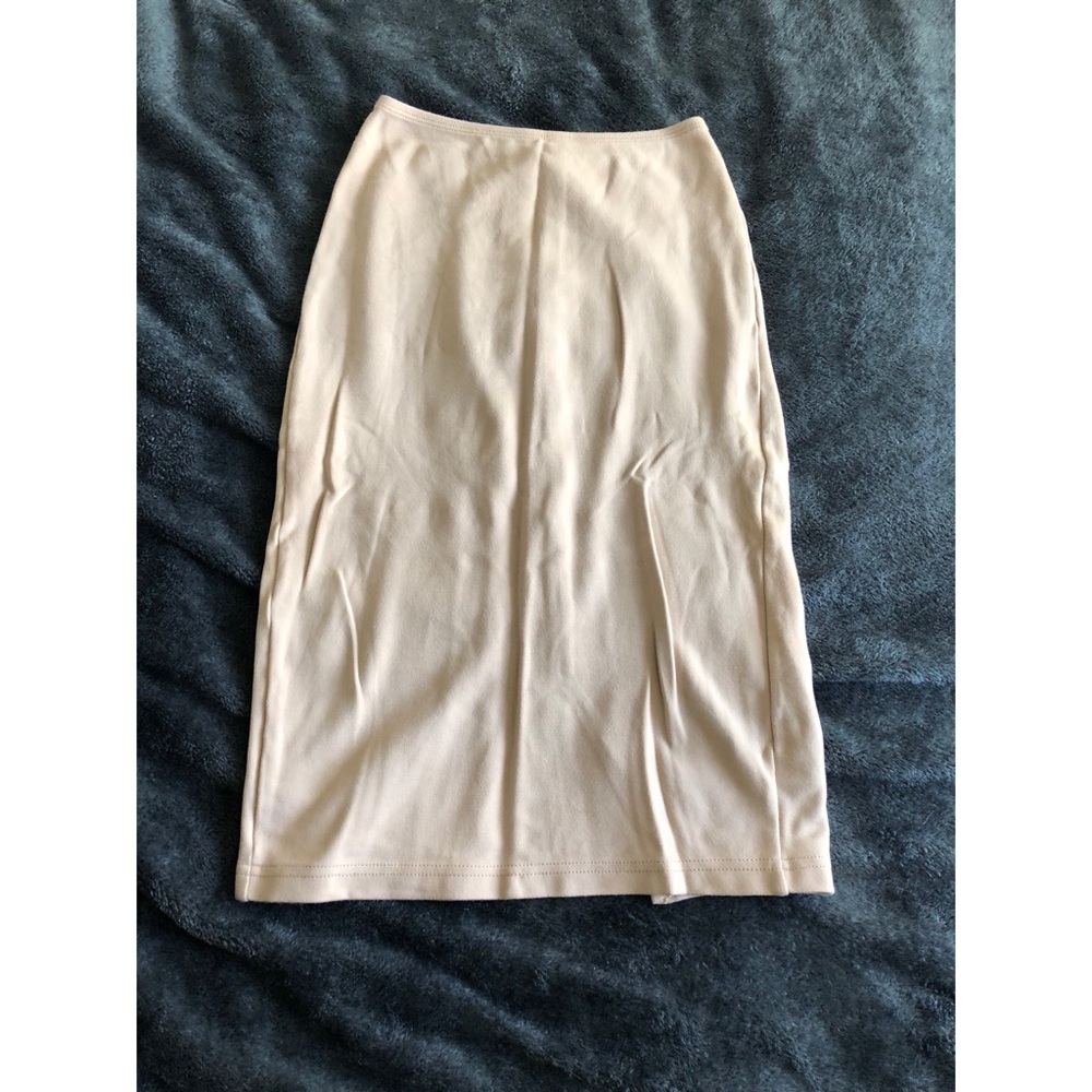Stretch pencil skirt